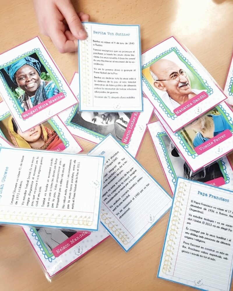 juego sobre personajes pacifistas