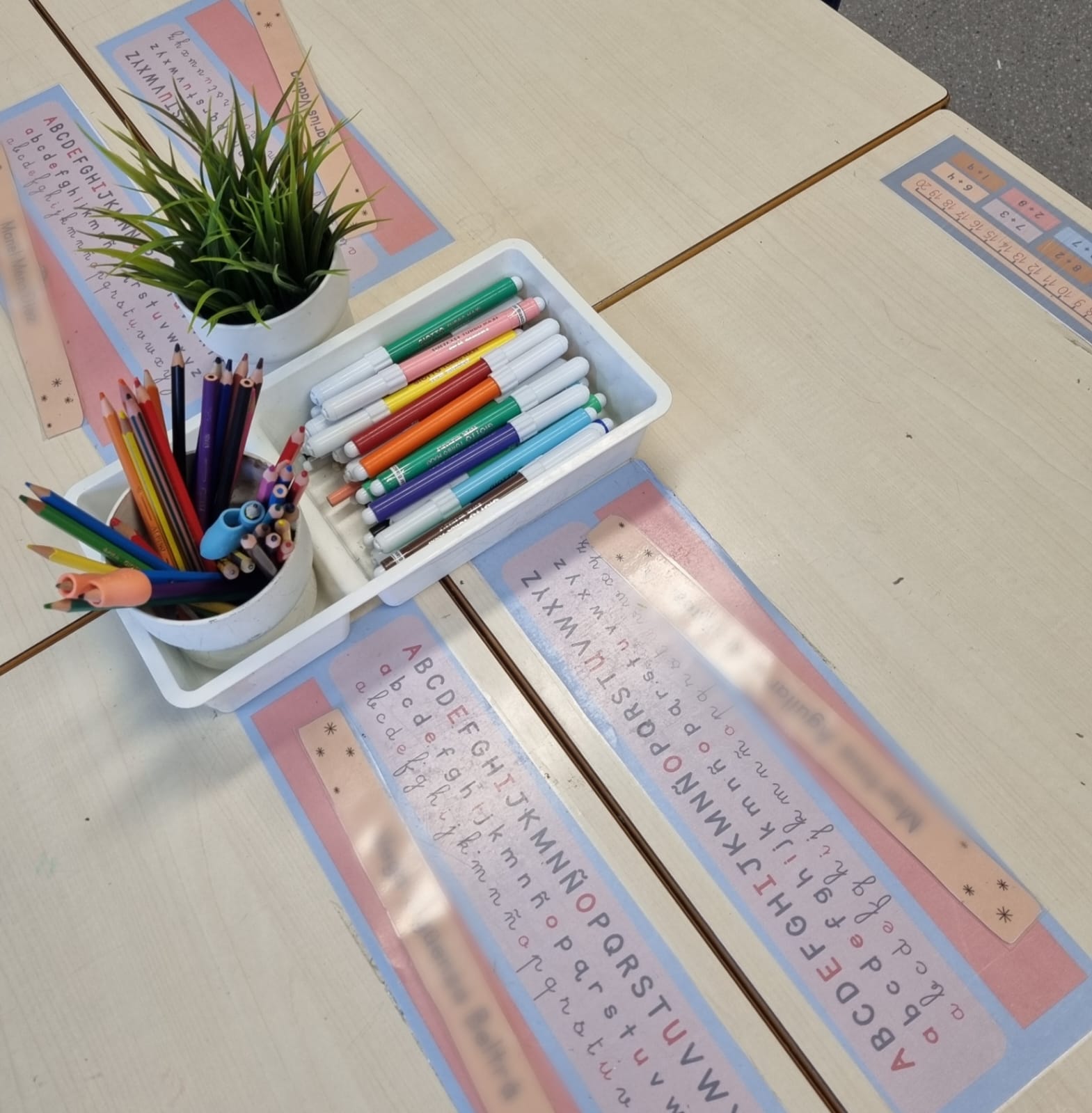 REGLETAS PARA MESAS DE PRIMERO DE PRIMARIA