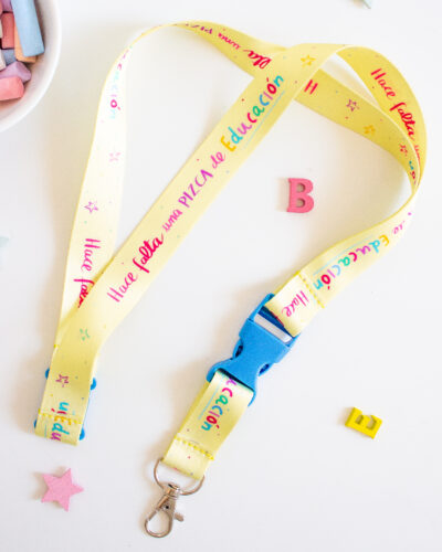 lanyard hace falta una pizca de educación